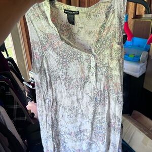 Size XL "About A Girl" Floral Sleeveless Top